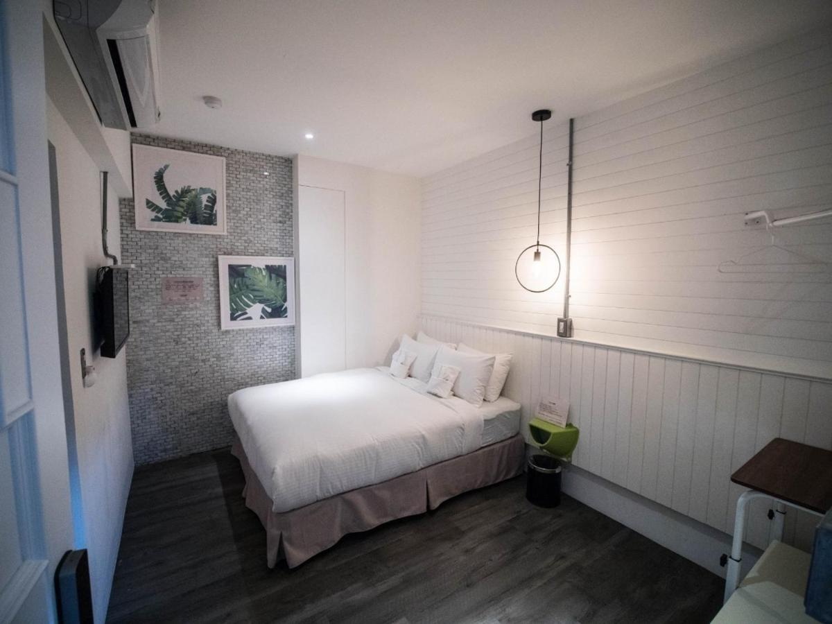 King Wow Inn Tainan Exterior photo